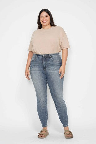 Judy Blue Tummy Control Contrast Wash Skinny