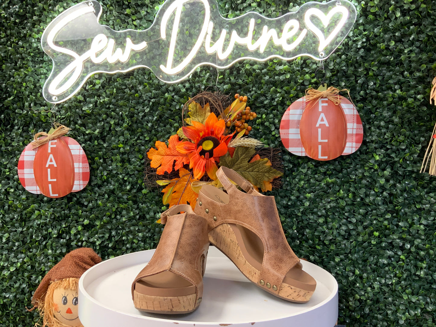 Corkys Carley Distressed