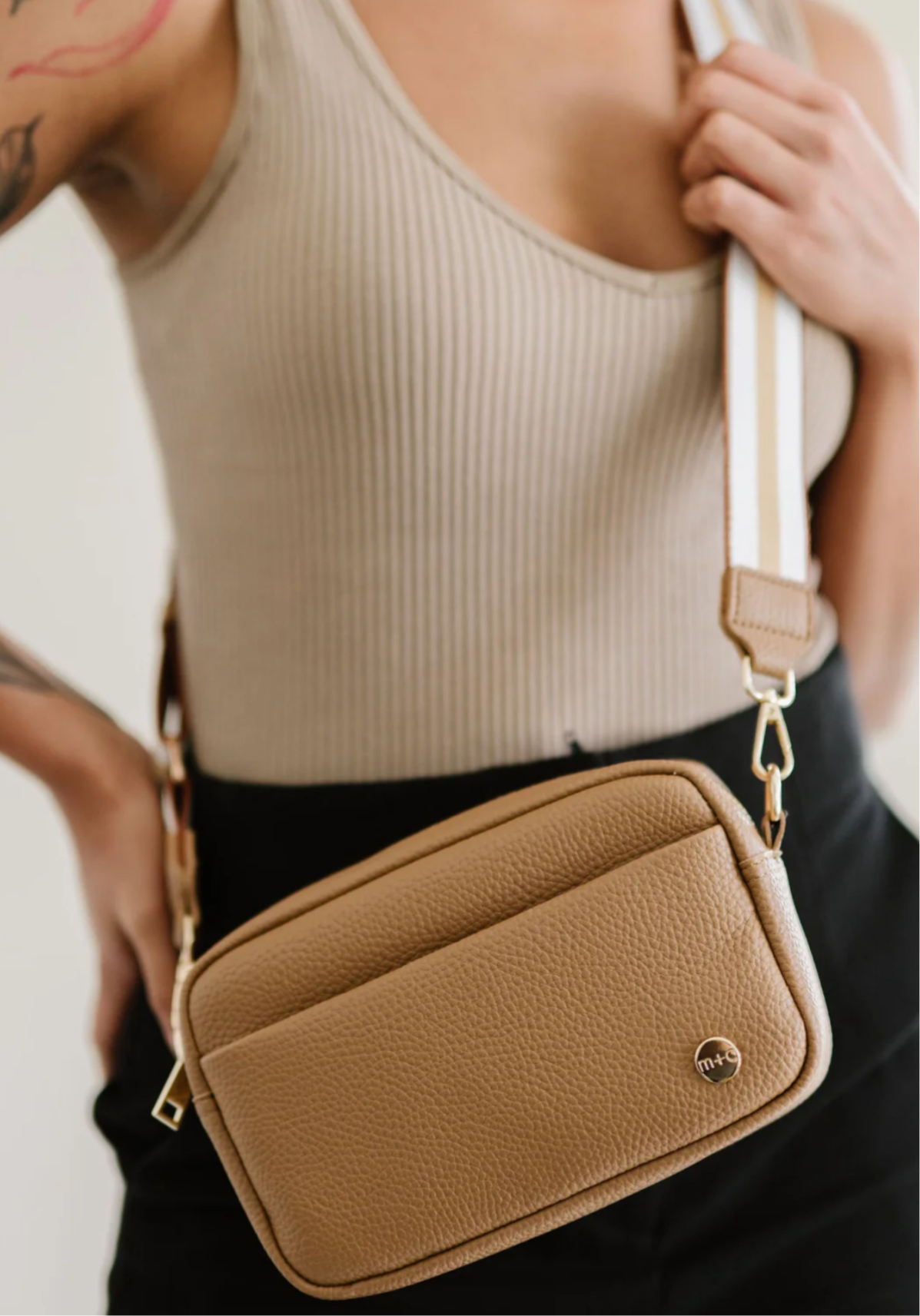 Gentry Crossbody