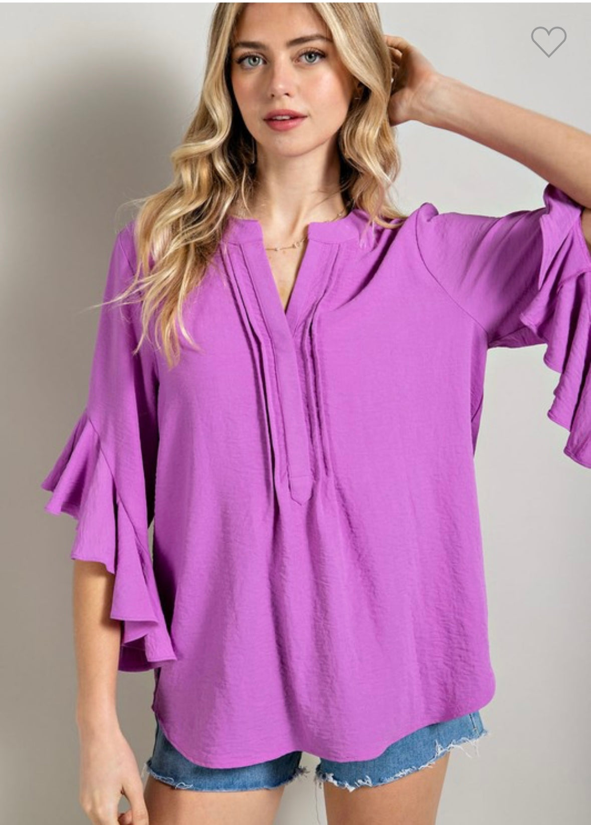 Gigio Ruffled Bell Sleeve