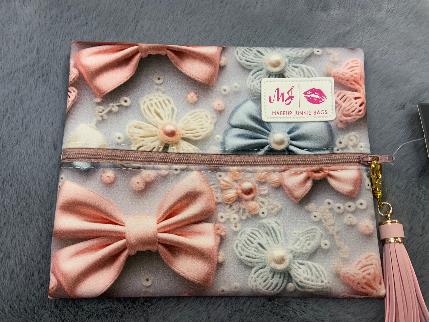 Prim an Proper make-up bag