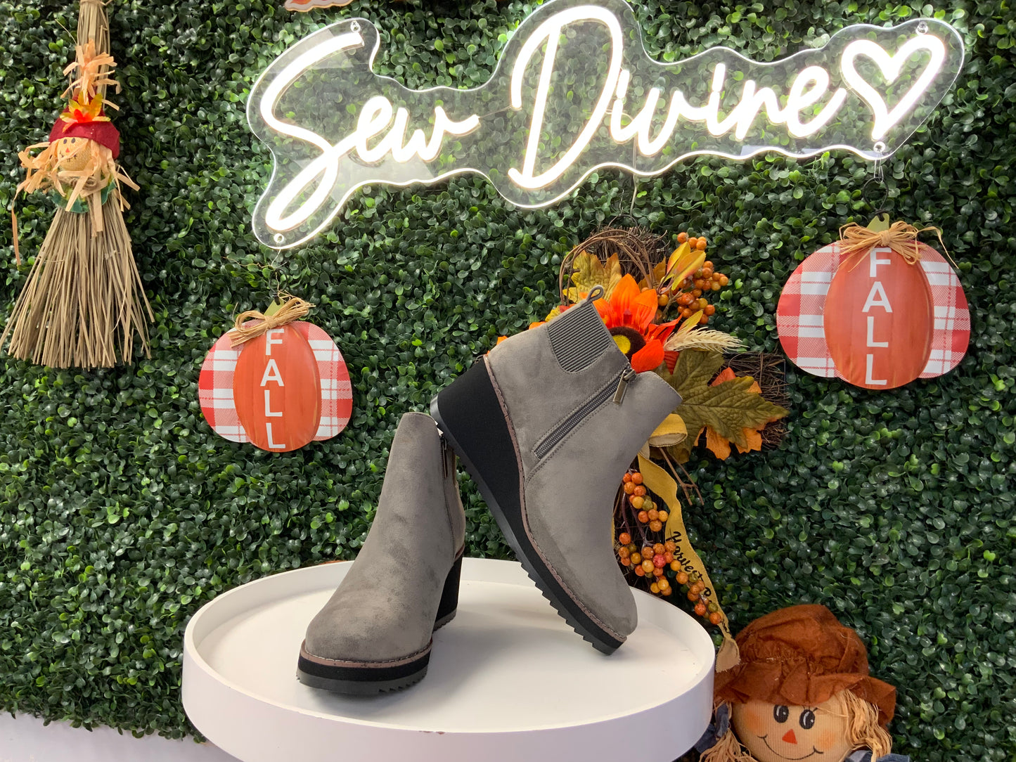 Corky’s Faux Suede Apple Sauced