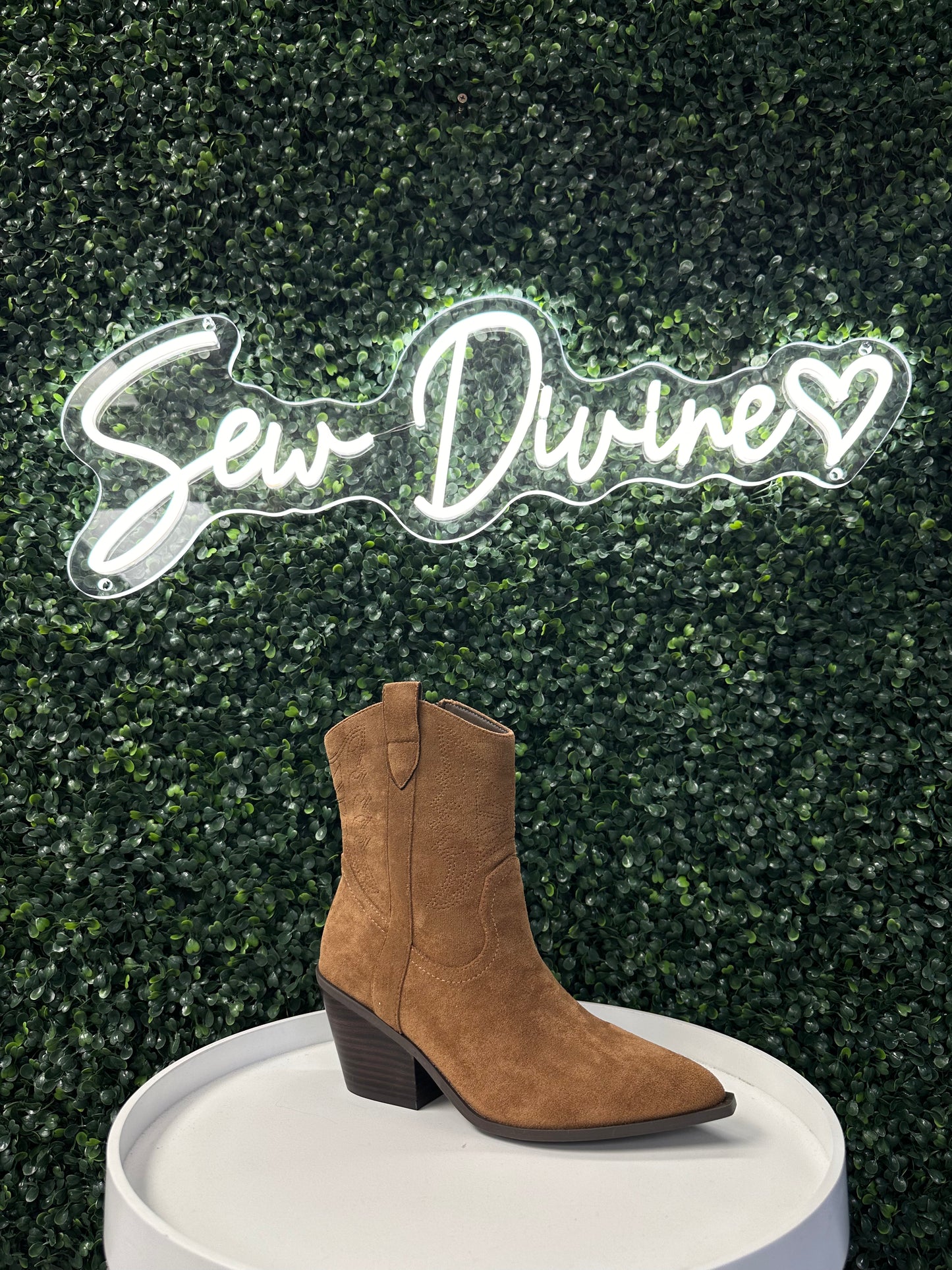 Corky Rowdy Boots