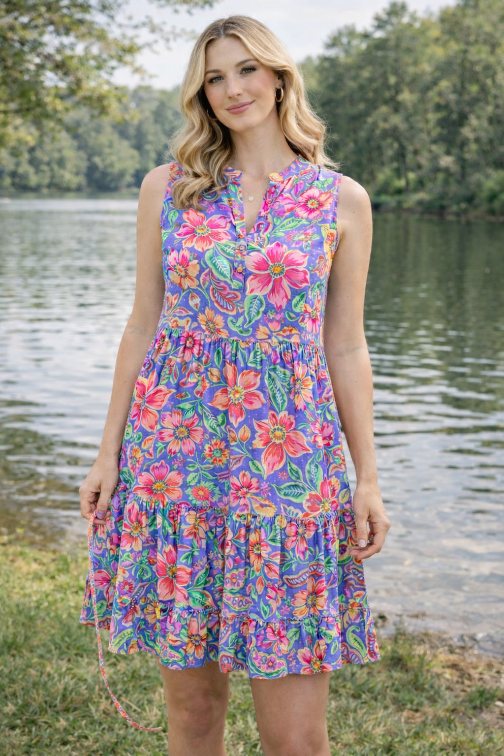 dear scarlett-Coral Sands Violet v-neck sleeveless dress