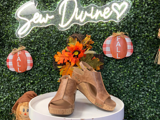 Corkys Carley Distressed