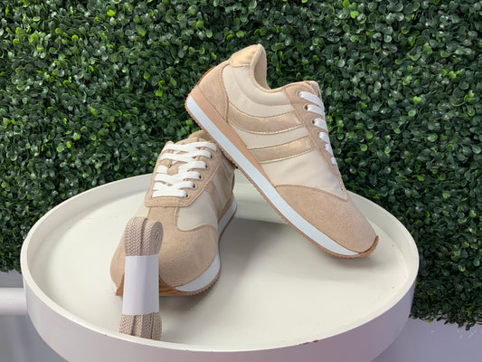 Hey Girl by Corkys Jet Lag with Extra Shoe Strings