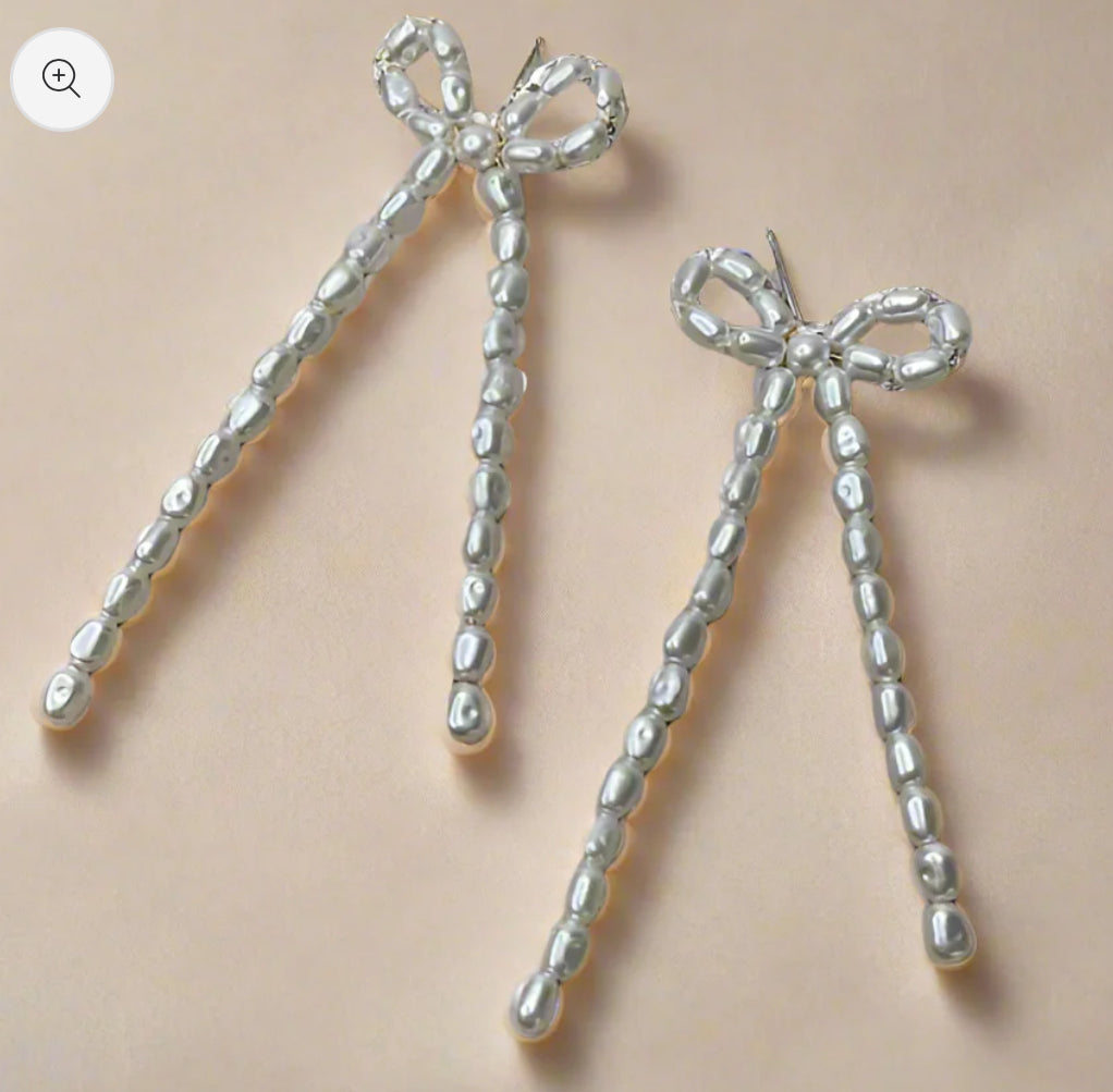 My Girl in LA Enchanted Pearl Bow Dangle Earrings Cream