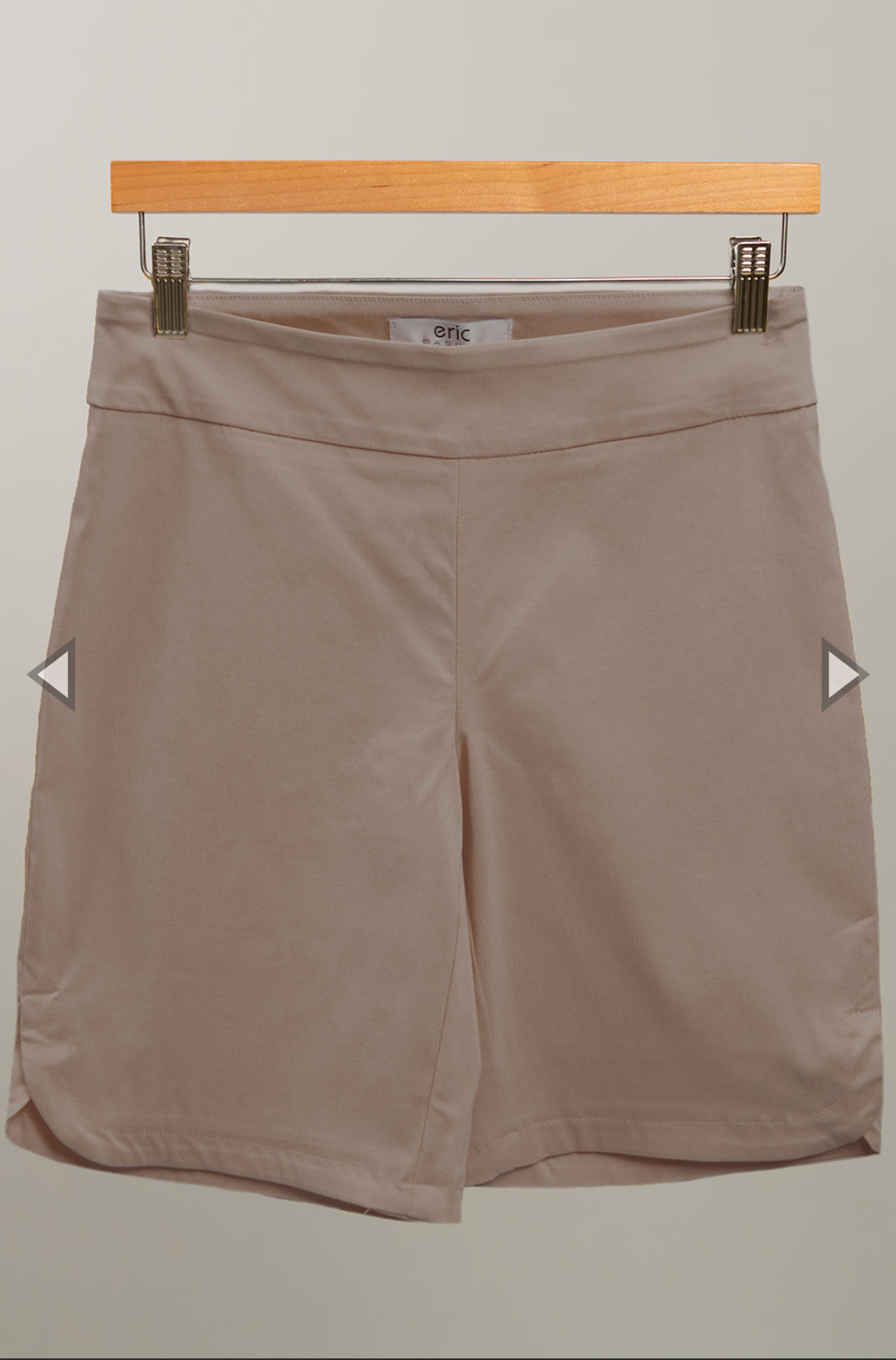 Eric Millennium Bermuda Shorts Sand