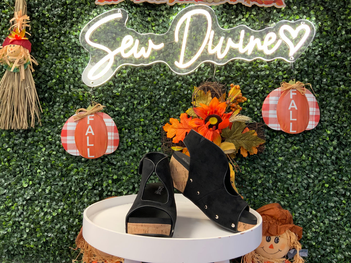 Corkys Frisky Faux Suede