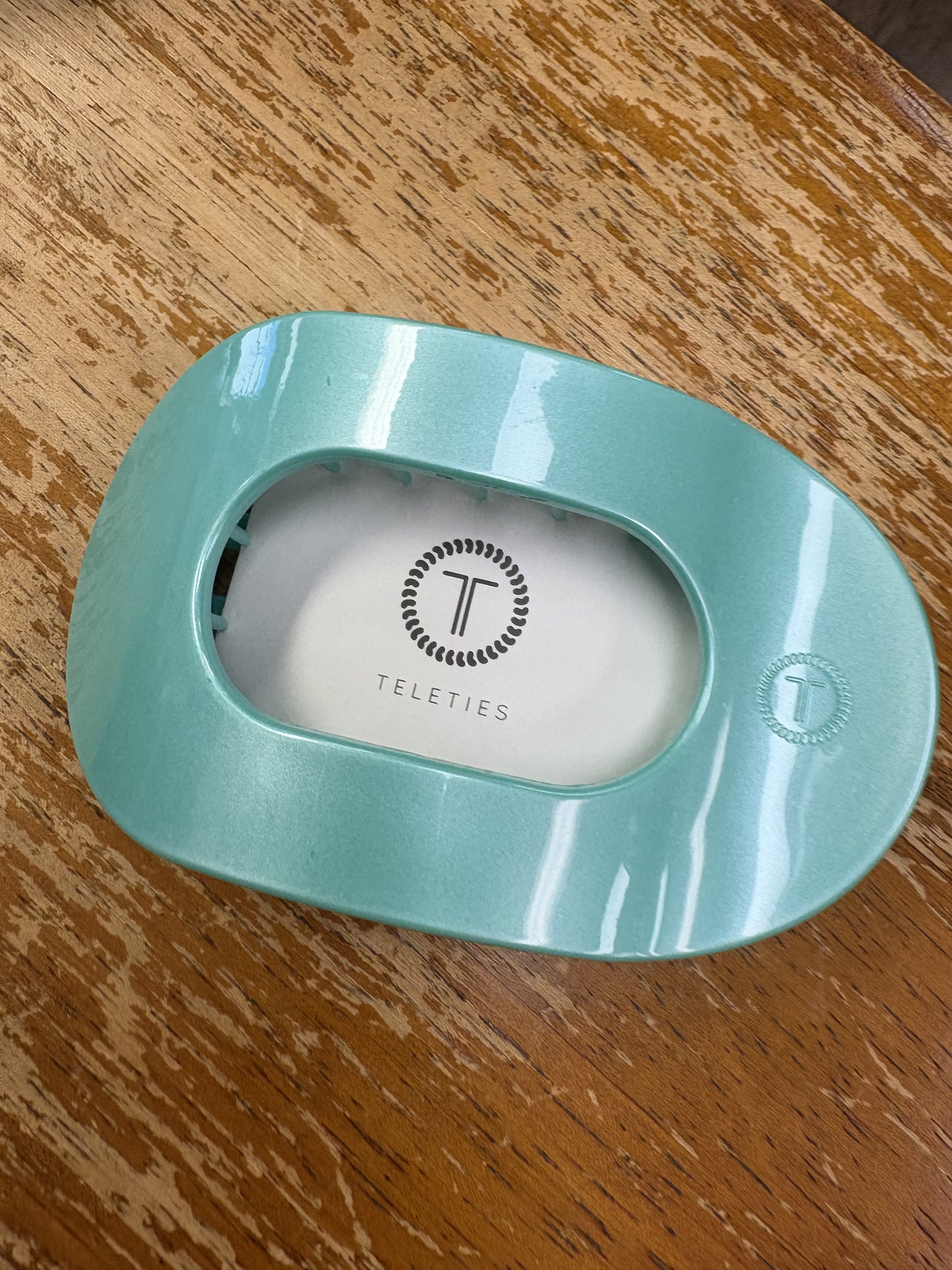 Teleties Round Flat Hair Clip Medium