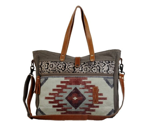 Myra Amber Cool Messenger Bag